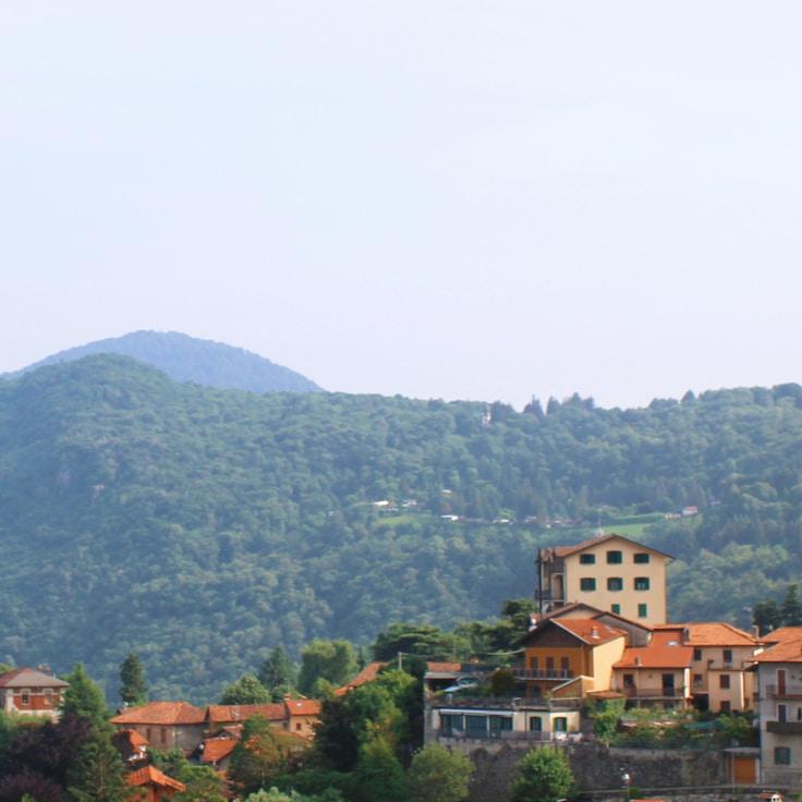 Family-friendly dining with comfortable seating